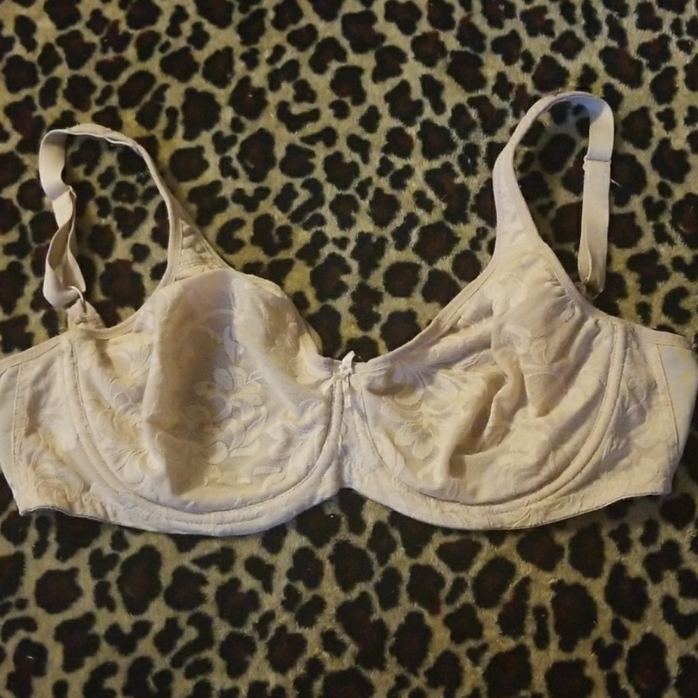 Bra 38DD